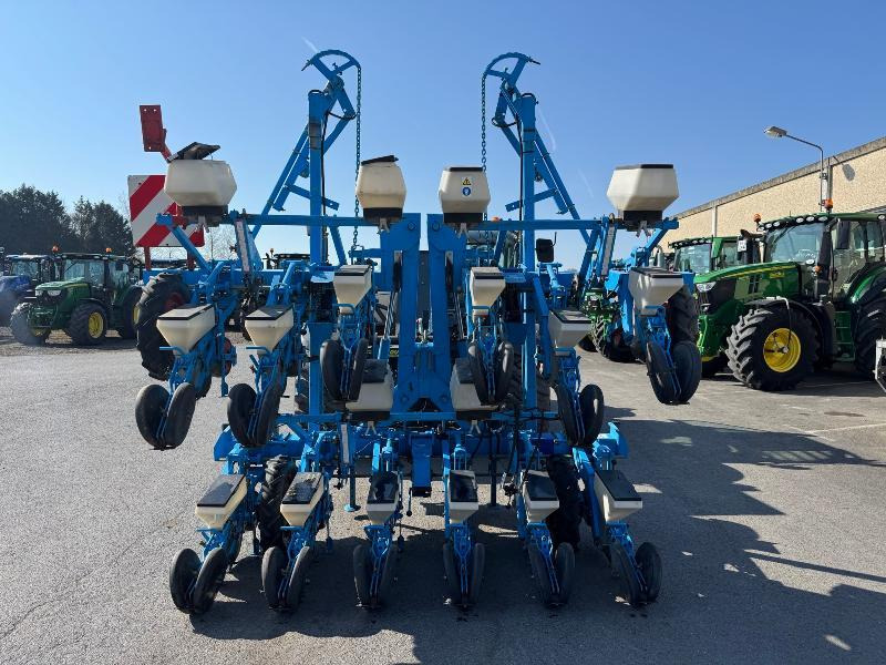 MONOSEM MECA 2000 - Precision sowing machine: picture 3 MONOSEM MECA 2000 - Precision sowing machine: picture 3