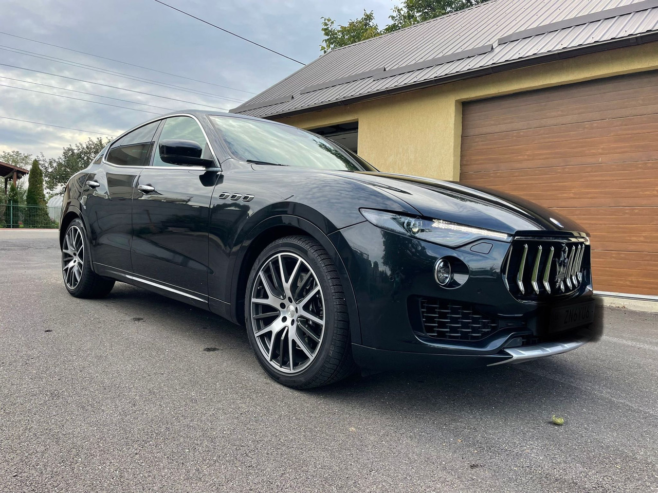MASERATI LEVANTE 4X4 - SUV: picture 4 MASERATI LEVANTE 4X4 - SUV: picture 4