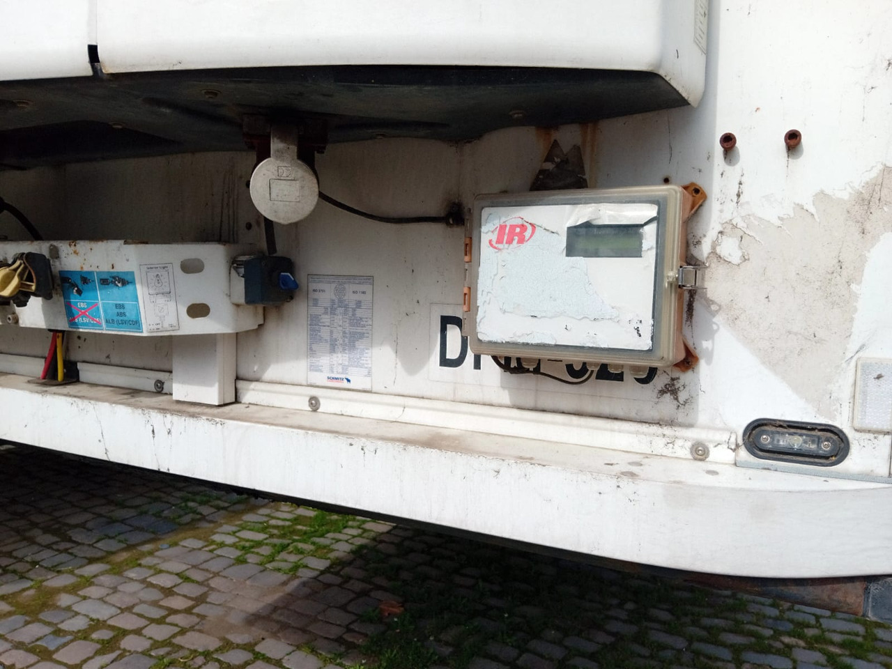 Refrigerator semi-trailer Schmitz Cargobull SCB S3B Refrigerated Semi-trailer: picture 7 Refrigerator semi-trailer Schmitz Cargobull SCB S3B Refrigerated Semi-trailer: picture 7