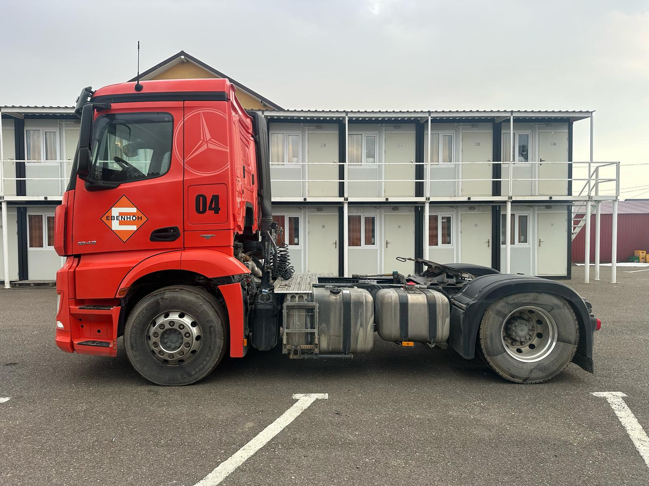 MERCEDES-BENZ ANTOS Tractor head - Tractor unit: picture 4 MERCEDES-BENZ ANTOS Tractor head - Tractor unit: picture 4