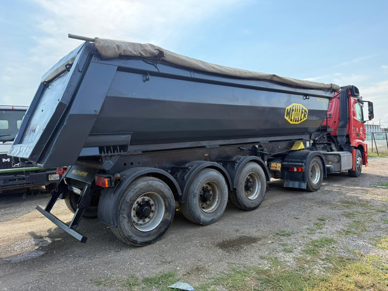 MERCEDES-MEILLER TILTABLE ASSEMBLY - Tractor unit, Tipper semi-trailer: picture 4 MERCEDES-MEILLER TILTABLE ASSEMBLY - Tractor unit, Tipper semi-trailer: picture 4