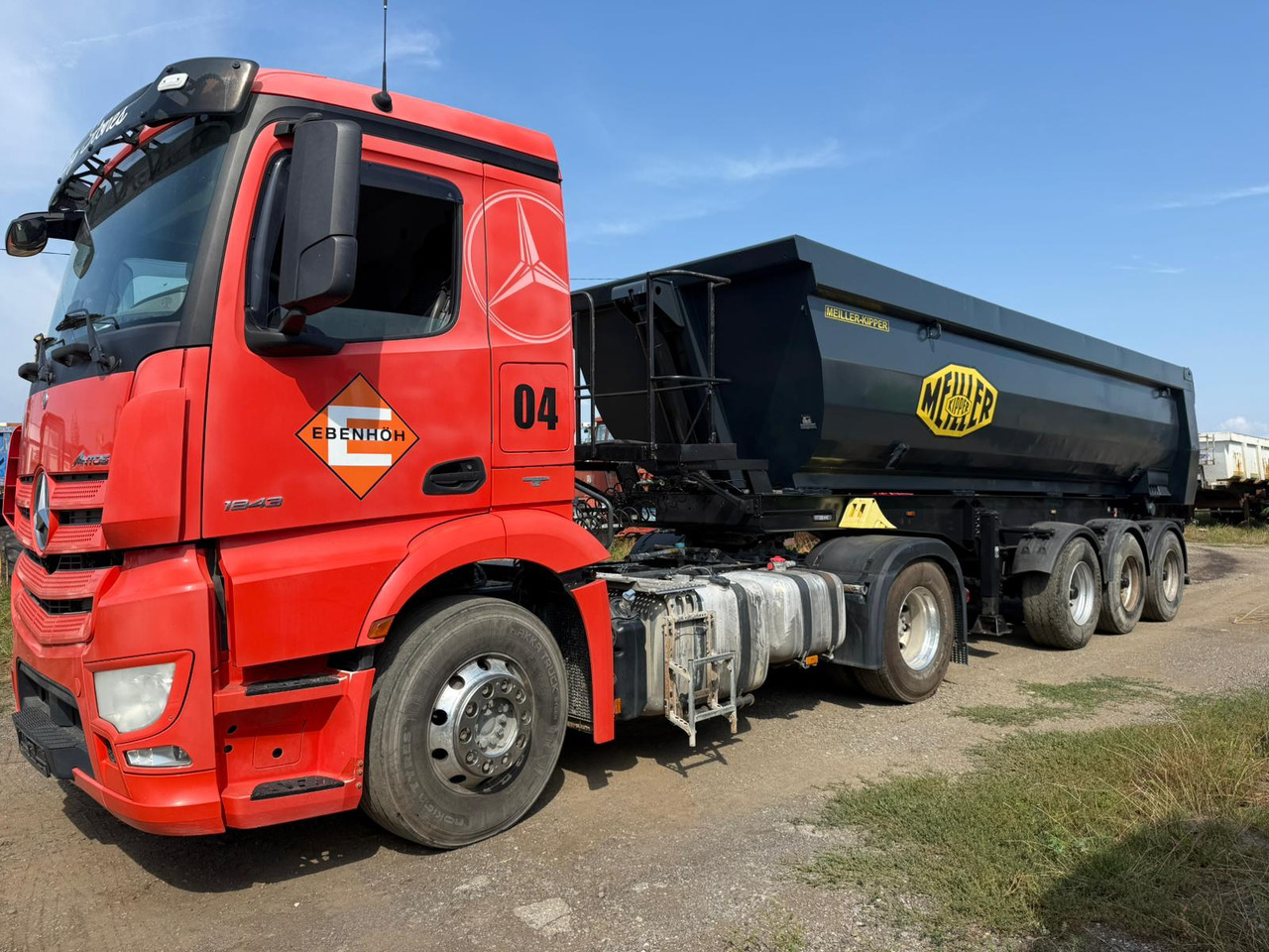 MERCEDES-MEILLER TILTABLE ASSEMBLY - Tractor unit, Tipper semi-trailer: picture 1 MERCEDES-MEILLER TILTABLE ASSEMBLY - Tractor unit, Tipper semi-trailer: picture 1