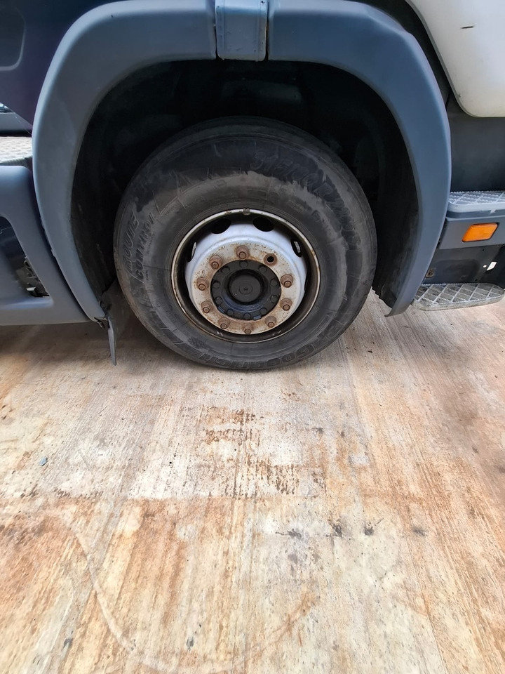 Tractor unit Scania B 6X2: picture 7