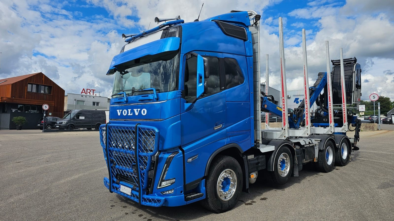 Timber truck, Crane truck Volvo FH 750 Timber Truck: picture 1
