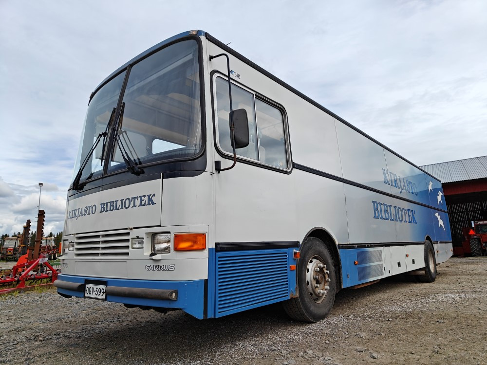 Volvo B10M kirjastoauto - Kori Libris 310 - Bus: picture 2 Volvo B10M kirjastoauto - Kori Libris 310 - Bus: picture 2