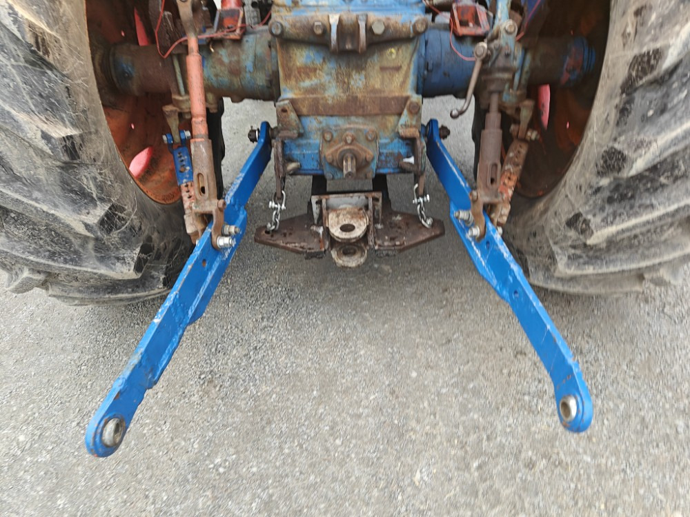 Farm tractor FORDSON Power Major: picture 9