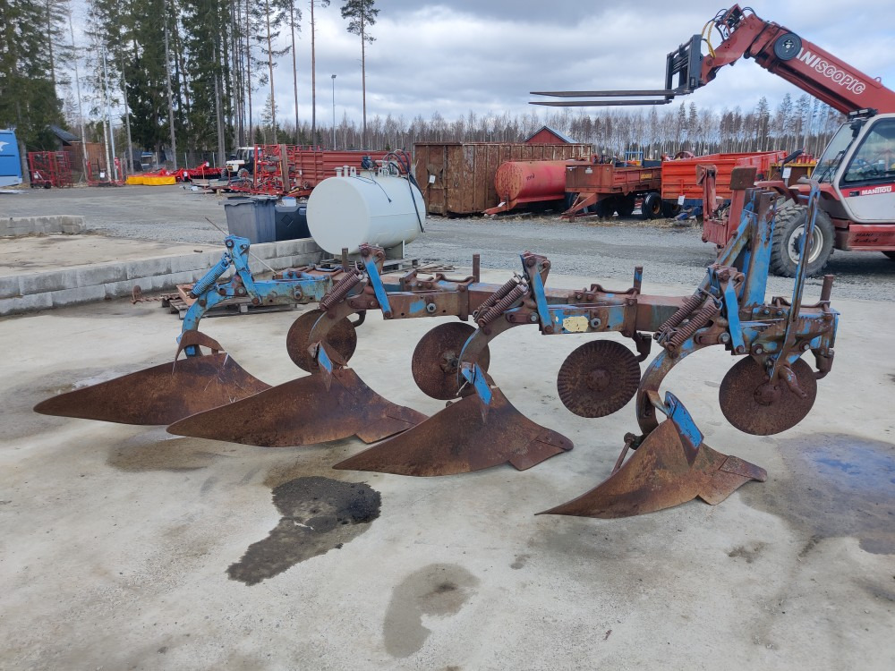 Fiskars KHN 4-siipinen - Plow: picture 1 Fiskars KHN 4-siipinen - Plow: picture 1