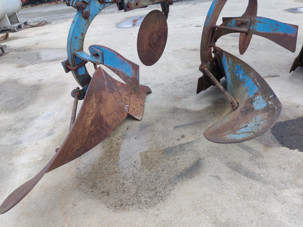 Fiskars KHN 4-siipinen - Plow: picture 3 Fiskars KHN 4-siipinen - Plow: picture 3