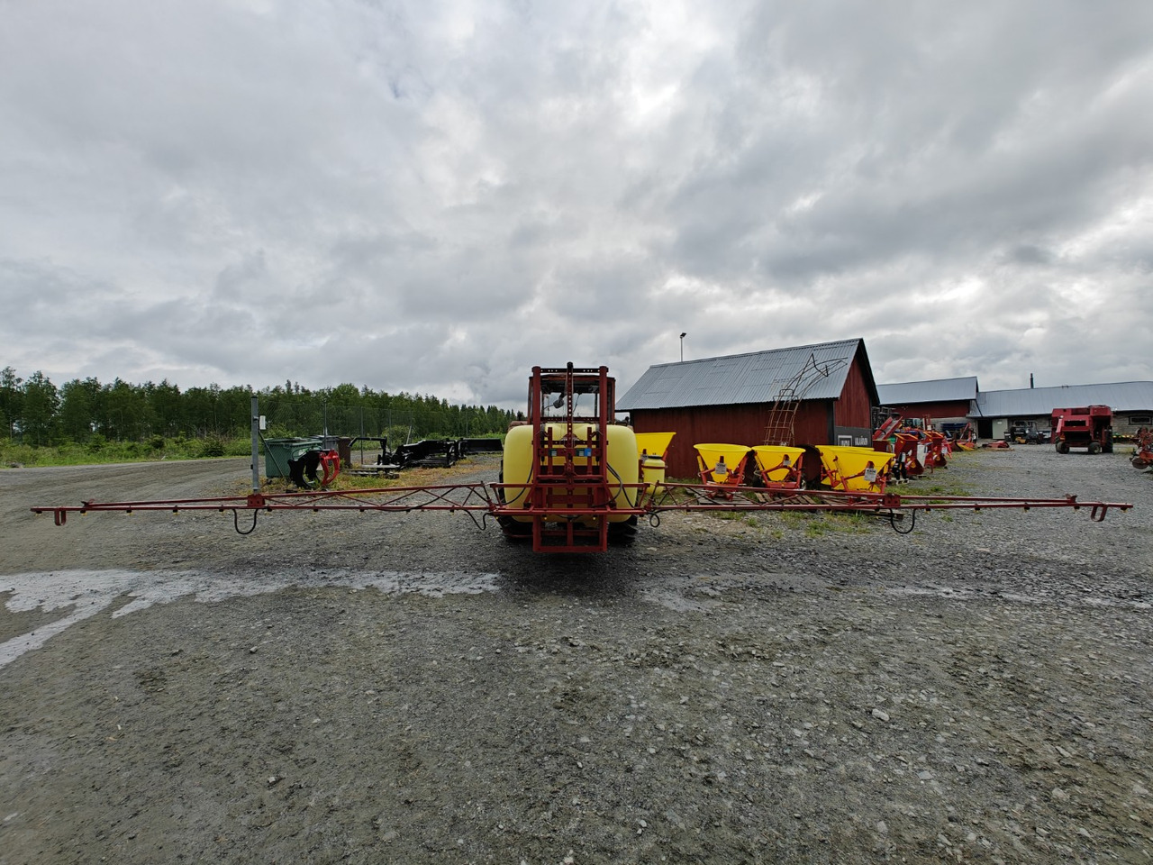 HARDI NK 800L/12M kasvinsuojeluruisku - juuri leimattu - Sprayer: picture 2 HARDI NK 800L/12M kasvinsuojeluruisku - juuri leimattu - Sprayer: picture 2