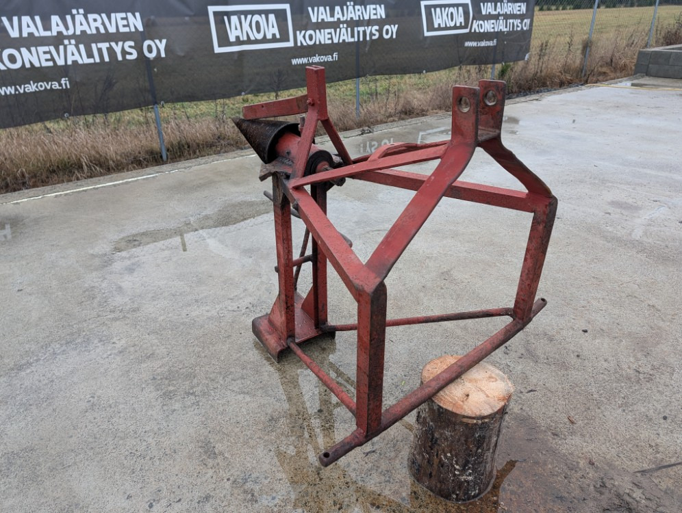 Halkaisukaira 175mm traktoriin - Log splitter: picture 2 Halkaisukaira 175mm traktoriin - Log splitter: picture 2