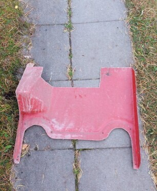 Hytin etusuojus - Cab and interior for Farm tractor: picture 2 Hytin etusuojus - Cab and interior for Farm tractor: picture 2