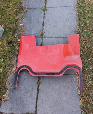 Hytin etusuojus - Cab and interior for Farm tractor: picture 1 Hytin etusuojus - Cab and interior for Farm tractor: picture 1