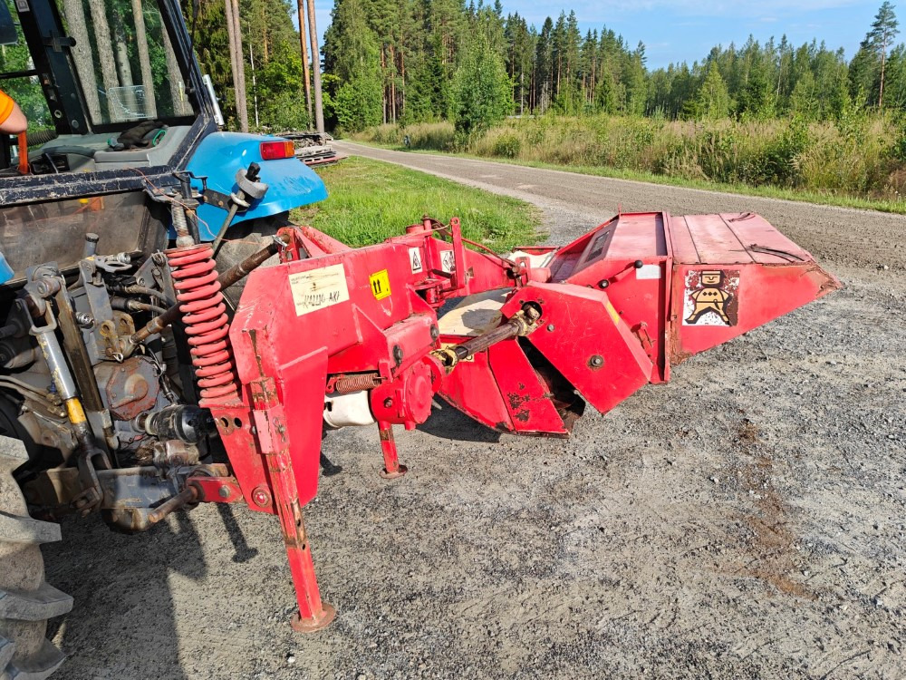 Junkkari Niittomurskain NM245NS Hydro, katso video! - Flail mower: picture 5 Junkkari Niittomurskain NM245NS Hydro, katso video! - Flail mower: picture 5