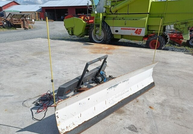 Lumilevy 230cm - vinssillä - Snow plough for Agricultural machinery: picture 1 Lumilevy 230cm - vinssillä - Snow plough for Agricultural machinery: picture 1