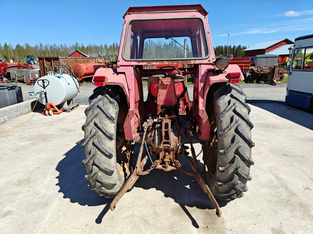 Massey Ferguson 165 Multi Power - Farm tractor: picture 3 Massey Ferguson 165 Multi Power - Farm tractor: picture 3