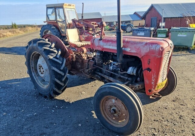 Farm tractor Massey Ferguson 35 - rekisterissä - KATSO VIDEO: picture 7 Farm tractor Massey Ferguson 35 - rekisterissä - KATSO VIDEO: picture 7