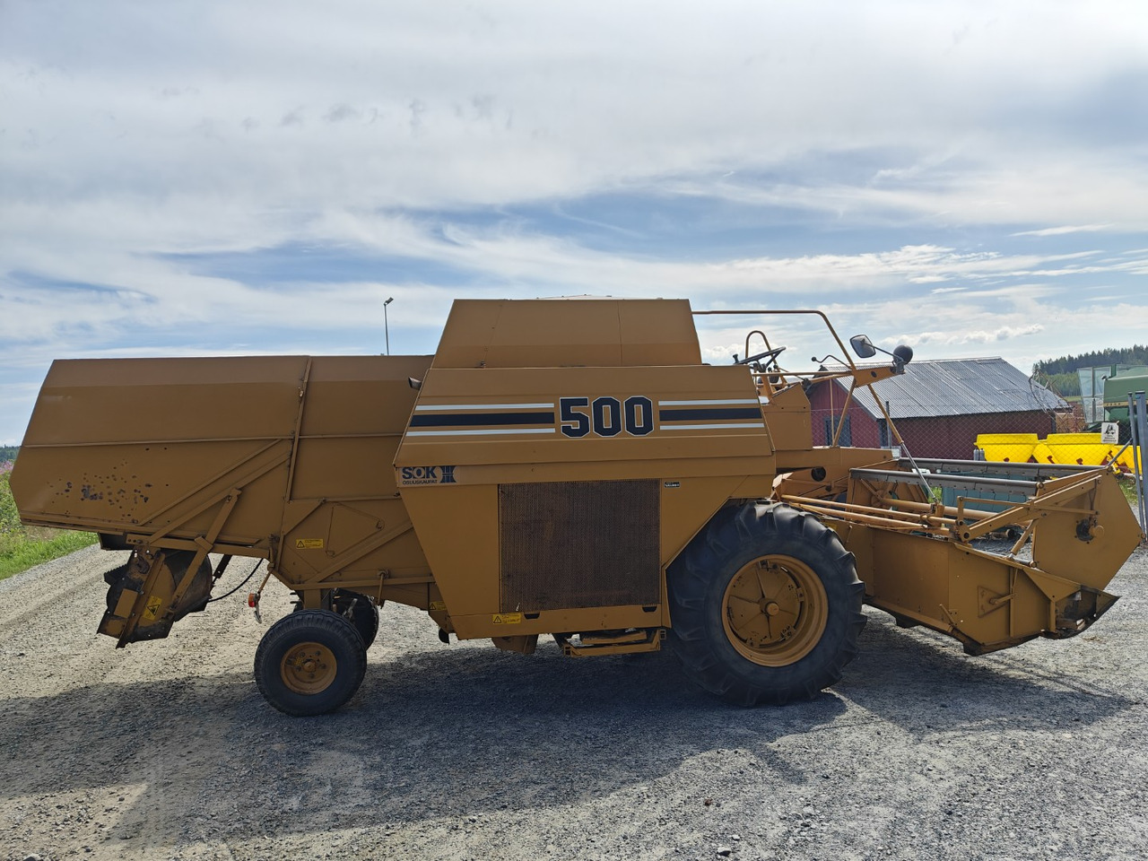 Sampo Rosenlew 500 - Combine harvester: picture 4 Sampo Rosenlew 500 - Combine harvester: picture 4