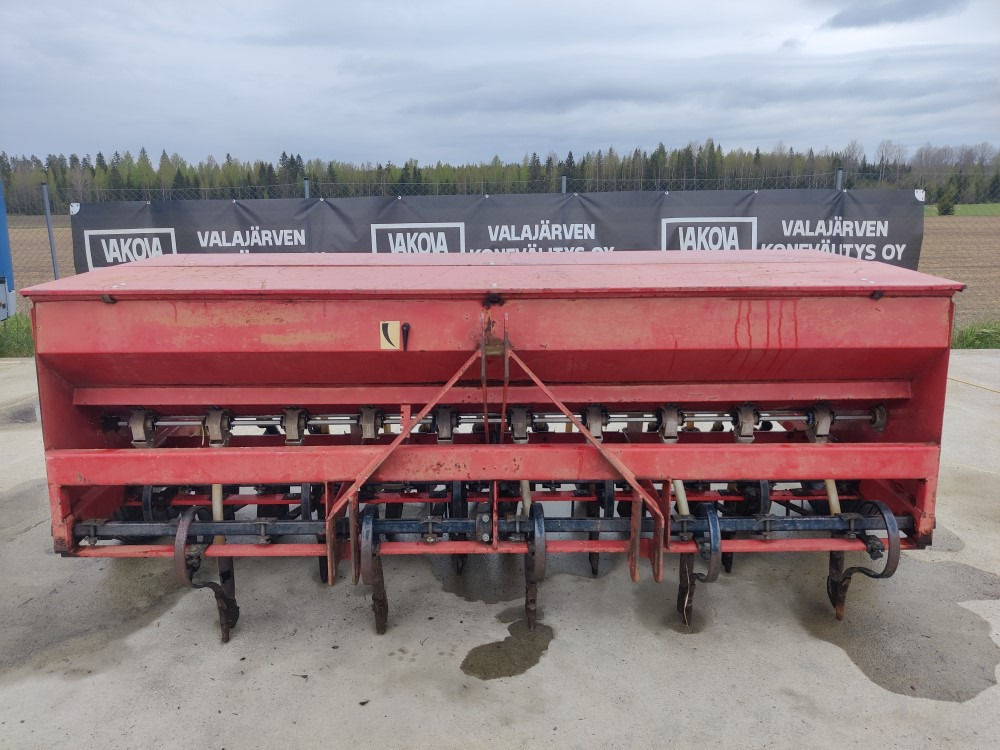 Simulta Junkkari 250cm kiekkovantailla - Combine seed drill: picture 2 Simulta Junkkari 250cm kiekkovantailla - Combine seed drill: picture 2