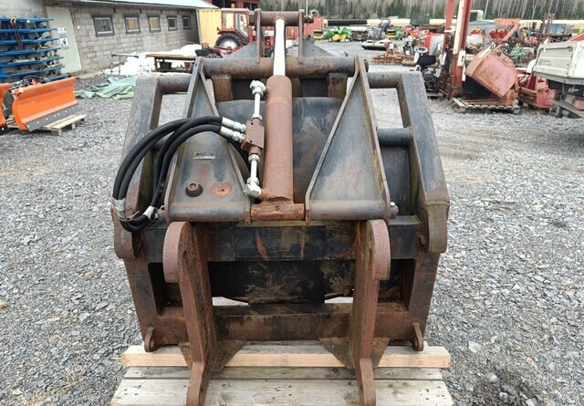 Tukkikoura järeä, CAT kurottajan sovitteella - Grapple for Forestry equipment: picture 4 Tukkikoura järeä, CAT kurottajan sovitteella - Grapple for Forestry equipment: picture 4