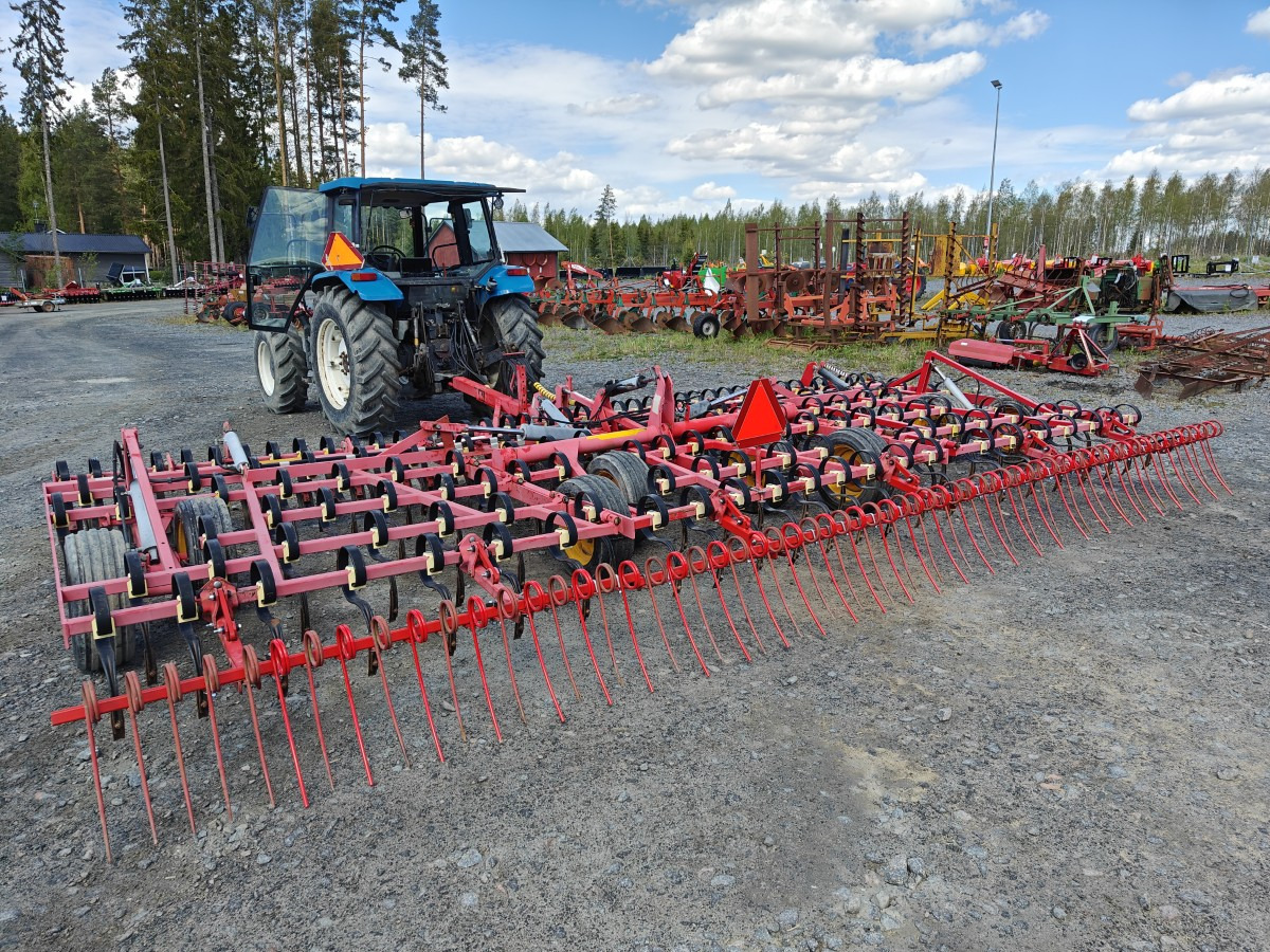 VÄDERSTAD NZE 700cm äes - VIDEO - Harrow: picture 2 VÄDERSTAD NZE 700cm äes - VIDEO - Harrow: picture 2
