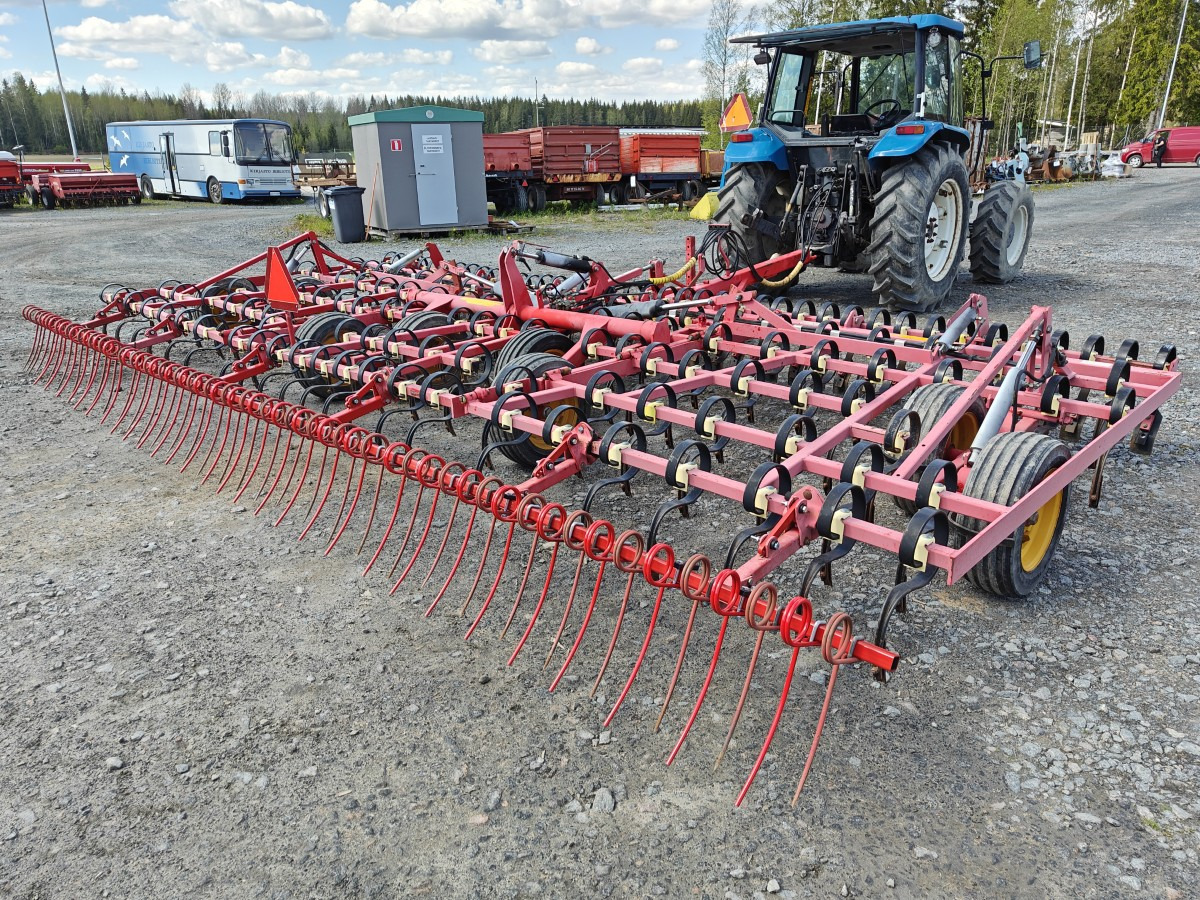 VÄDERSTAD NZE 700cm äes - VIDEO - Harrow: picture 3 VÄDERSTAD NZE 700cm äes - VIDEO - Harrow: picture 3