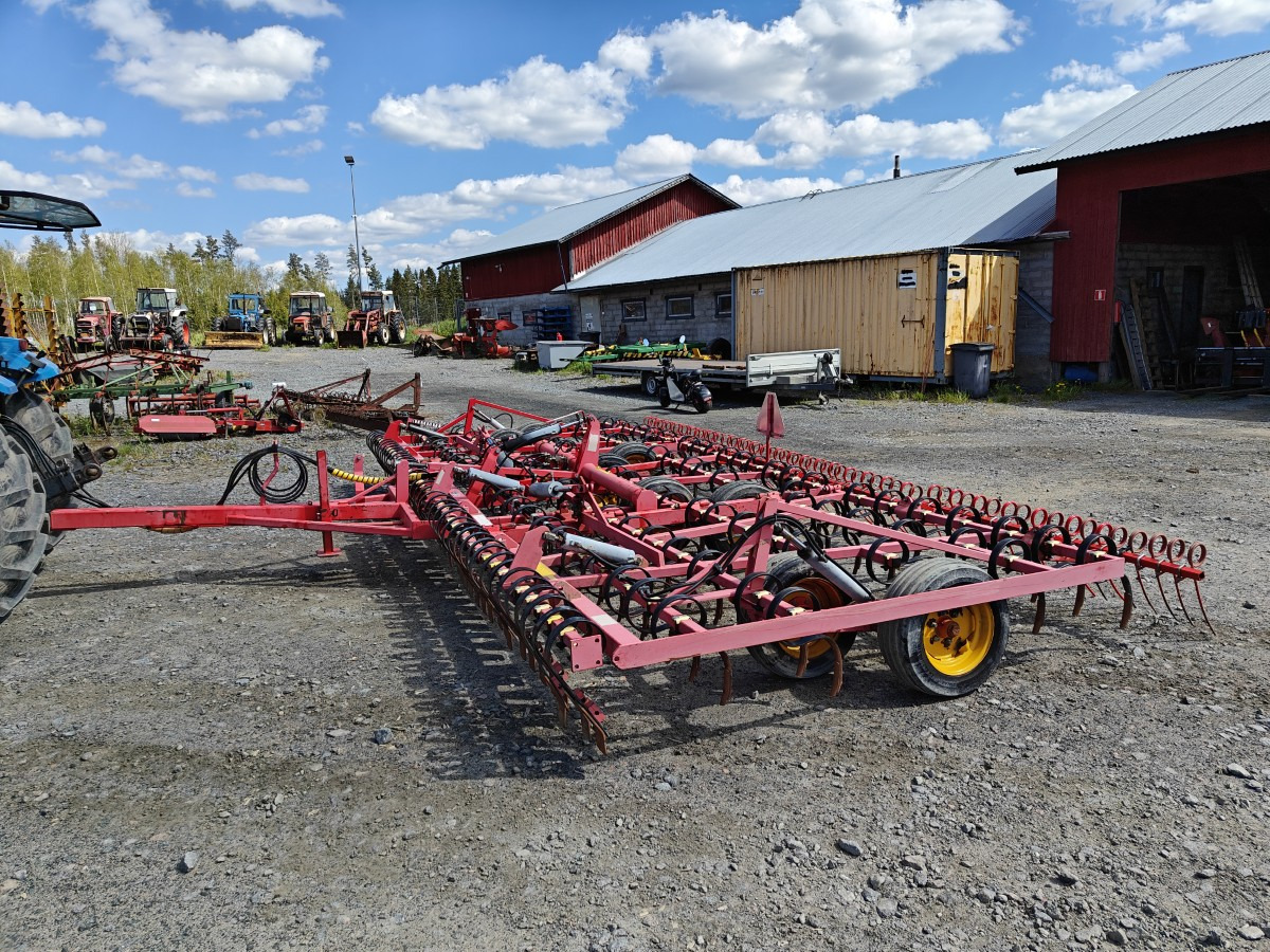 VÄDERSTAD NZE 700cm äes - VIDEO - Harrow: picture 4 VÄDERSTAD NZE 700cm äes - VIDEO - Harrow: picture 4