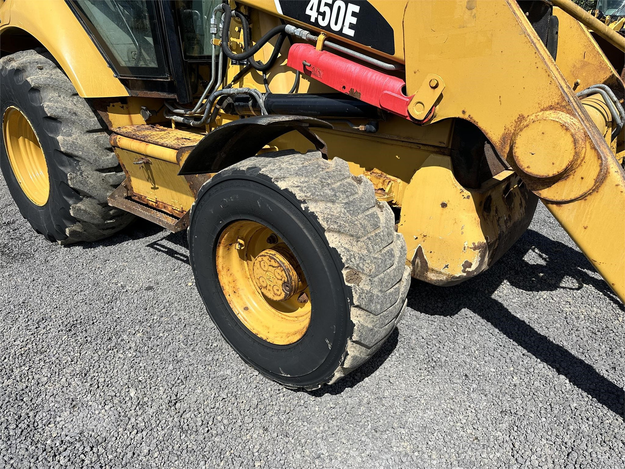 CATERPILLAR 450E - Backhoe loader: picture 2 CATERPILLAR 450E - Backhoe loader: picture 2