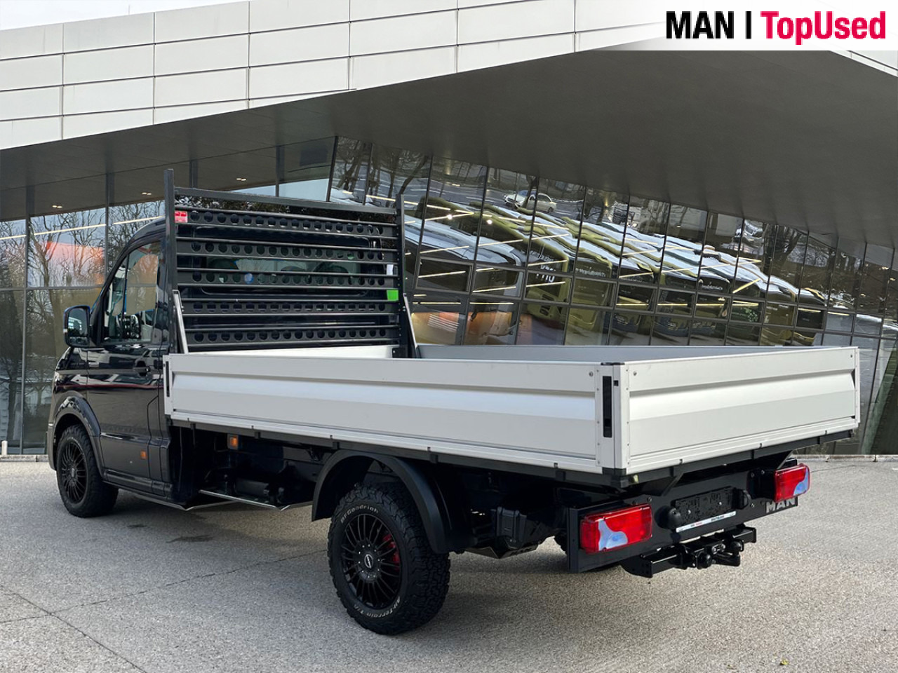 MAN TGE 3.180 4X4 Individual SB, Automatic, Flat bed - Flatbed van: picture 2 MAN TGE 3.180 4X4 Individual SB, Automatic, Flat bed - Flatbed van: picture 2
