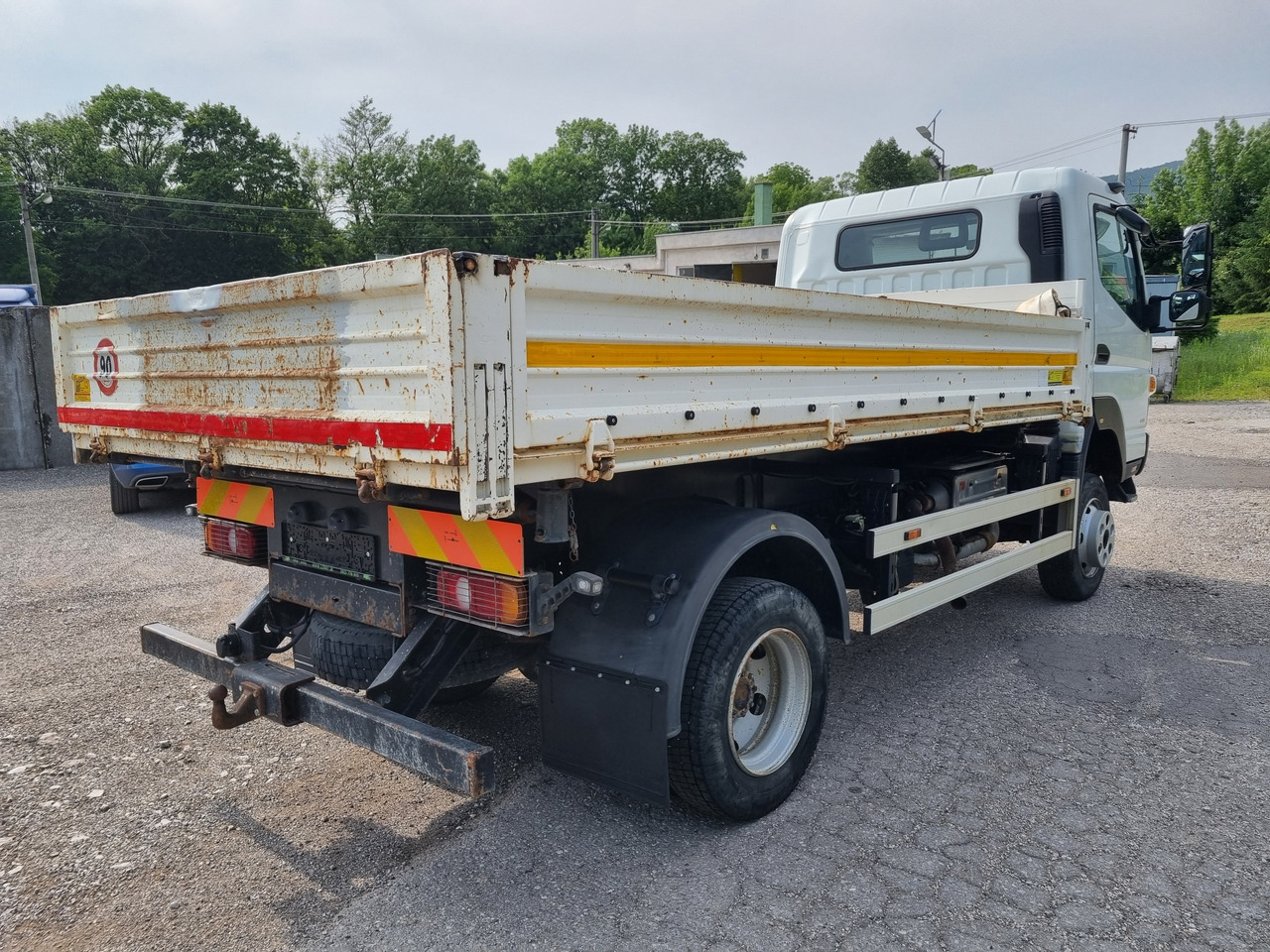 FUSO Canter 6C18 4x4 3 way tipper (only 35tkm) - Tipper: picture 4 FUSO Canter 6C18 4x4 3 way tipper (only 35tkm) - Tipper: picture 4