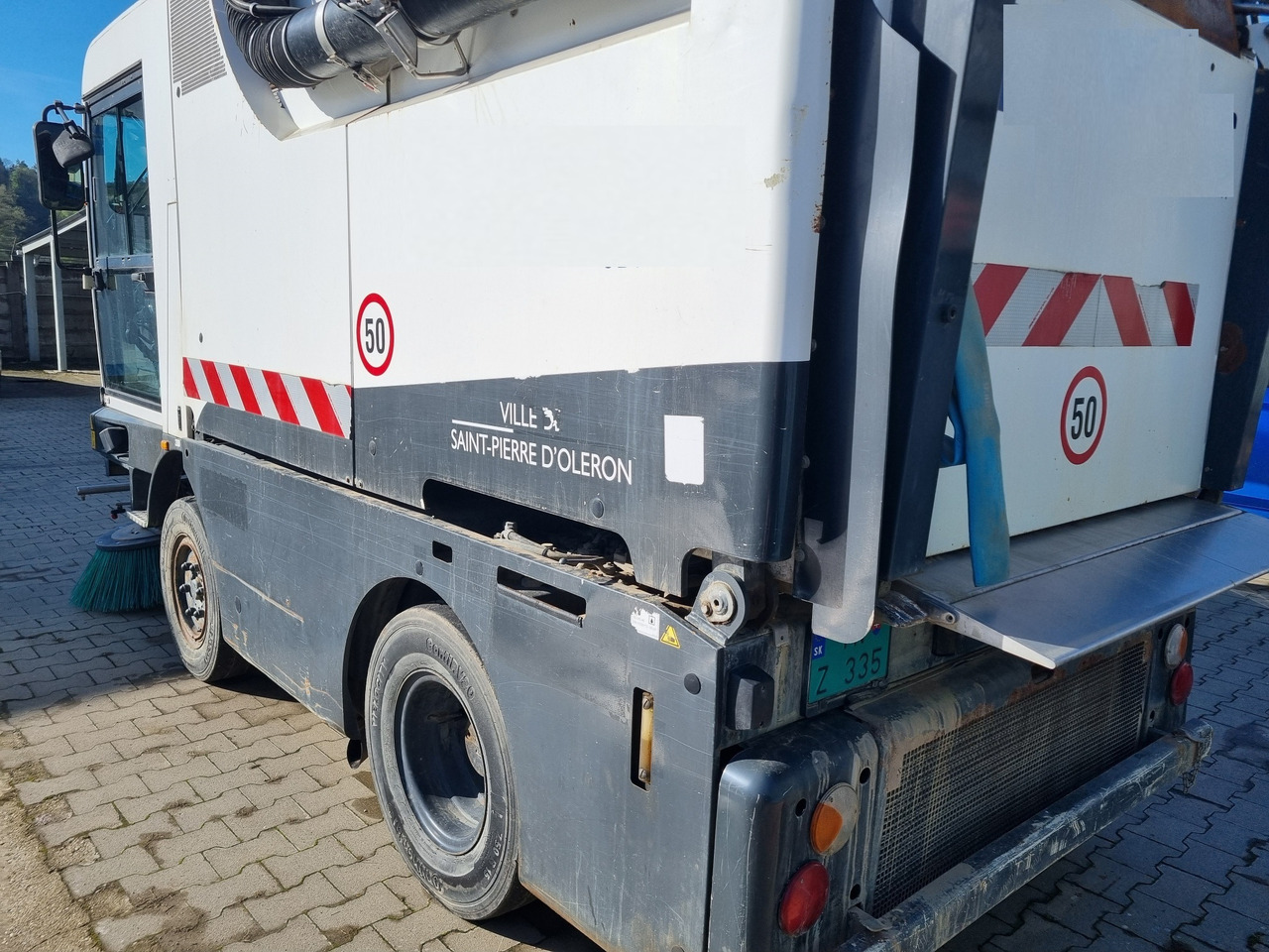 SCHMIDT Cleango compact sweeper 400 - Road sweeper: picture 4 SCHMIDT Cleango compact sweeper 400 - Road sweeper: picture 4