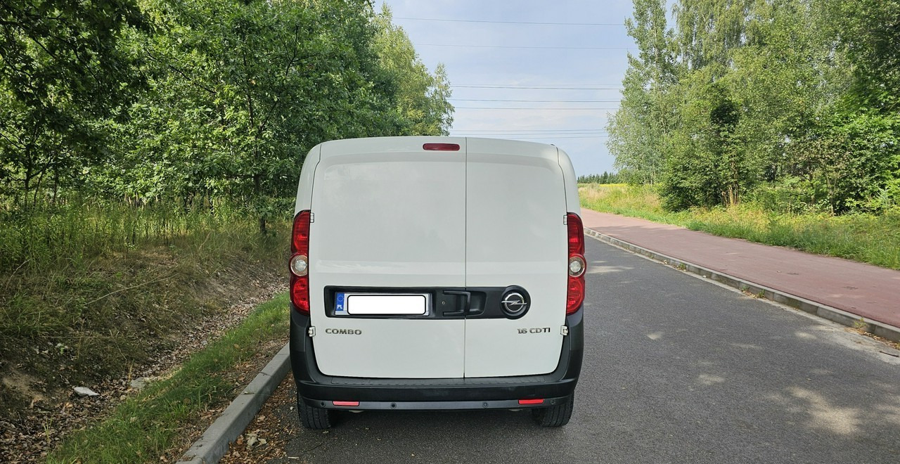 Opel Combo krajowy * jeden właściciel *wersja long* - Panel van: picture 5 Opel Combo krajowy * jeden właściciel *wersja long* - Panel van: picture 5