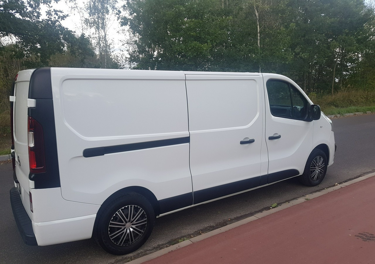 Opel Vivaro krajowy *jeden właściciel * - Panel van: picture 5 Opel Vivaro krajowy *jeden właściciel * - Panel van: picture 5