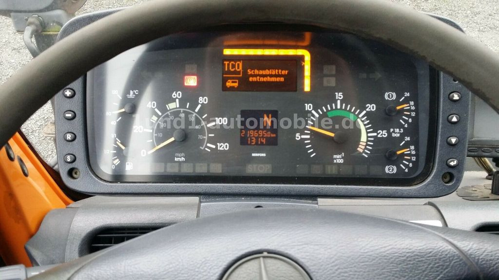 Lease a Mercedes-Benz Unimog U 300 Kipper Zugmaschine Kommunalhydraulik U 500 400 U 300 Kipper Zugmaschine Kommunalhydraulik U 500 400 Mercedes-Benz Unimog U 300 Kipper Zugmaschine Kommunalhydraulik U 500 400 U 300 Kipper Zugmaschine Kommunalhydraulik U 500 400: picture 13 Lease a Mercedes-Benz Unimog U 300 Kipper Zugmaschine Kommunalhydraulik U 500 400 U 300 Kipper Zugmaschine Kommunalhydraulik U 500 400 Mercedes-Benz Unimog U 300 Kipper Zugmaschine Kommunalhydraulik U 500 400 U 300 Kipper Zugmaschine Kommunalhydraulik U 500 400: picture 13