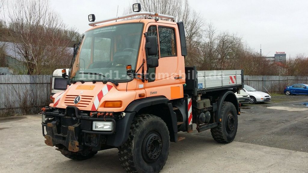 Mercedes-Benz Unimog U 500 Kipper Kommunalhydraulik U 300 400 U 500 Kipper Kommunalhydraulik U 300 400 - Municipal/ Special vehicle: picture 2 Mercedes-Benz Unimog U 500 Kipper Kommunalhydraulik U 300 400 U 500 Kipper Kommunalhydraulik U 300 400 - Municipal/ Special vehicle: picture 2
