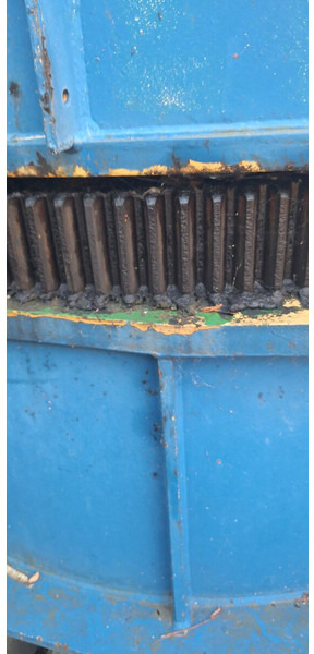 Liebherr 180EC-H 40m jib slewing part / good price - Tower crane: picture 3 Liebherr 180EC-H 40m jib slewing part / good price - Tower crane: picture 3