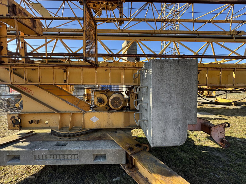 Liebherr 28K, perfect condition, radio control - Self-erecting tower crane: picture 5 Liebherr 28K, perfect condition, radio control - Self-erecting tower crane: picture 5
