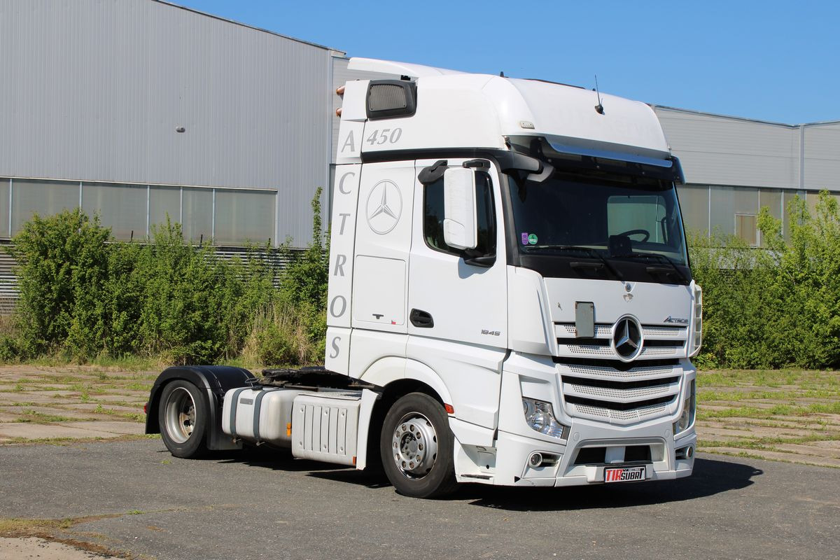 Mercedes-Benz Actros 1845 - Tractor unit: picture 1 Mercedes-Benz Actros 1845 - Tractor unit: picture 1