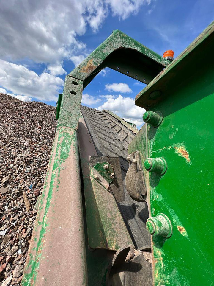McCLOSKEY R105 - Screener: picture 4 McCLOSKEY R105 - Screener: picture 4