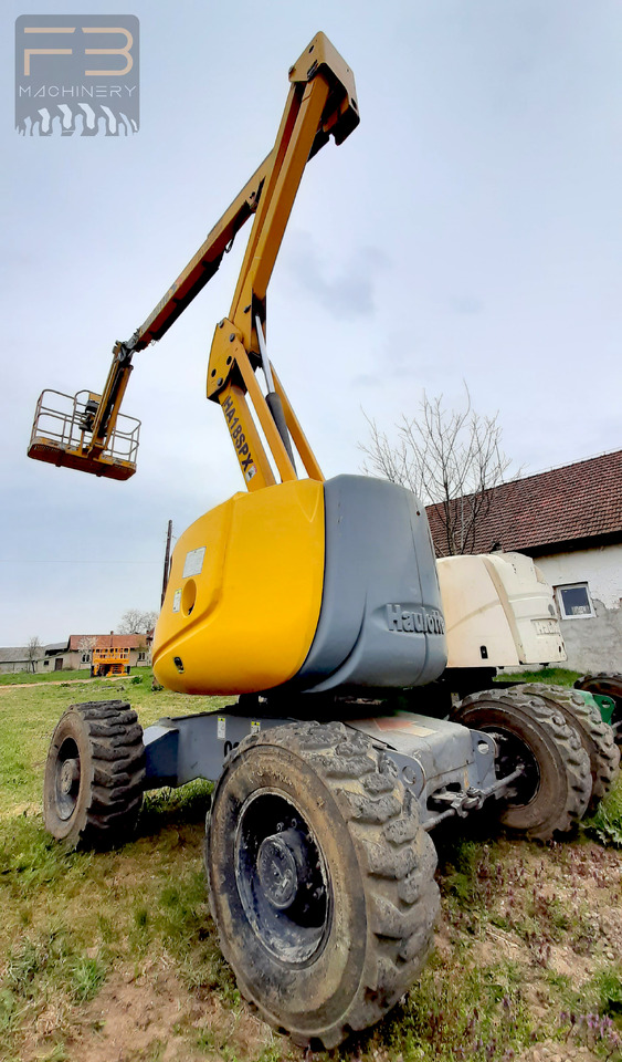 HAULOTTE HA 18 SPX - Scissor lift: picture 2 HAULOTTE HA 18 SPX - Scissor lift: picture 2