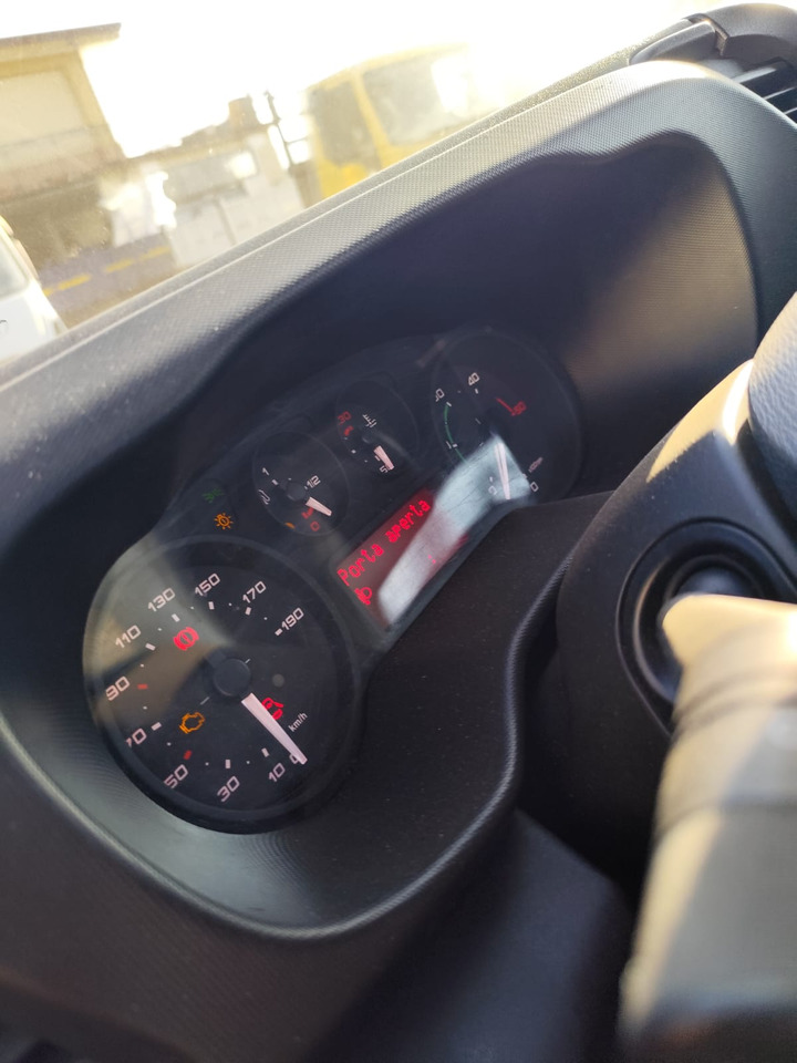 IVECO DAILY 35C15 - Crane truck, Tipper van: picture 4 IVECO DAILY 35C15 - Crane truck, Tipper van: picture 4