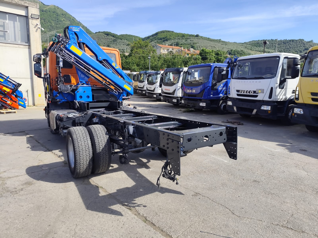 Crane truck IVECO EUROCARGO 120-90L: picture 19