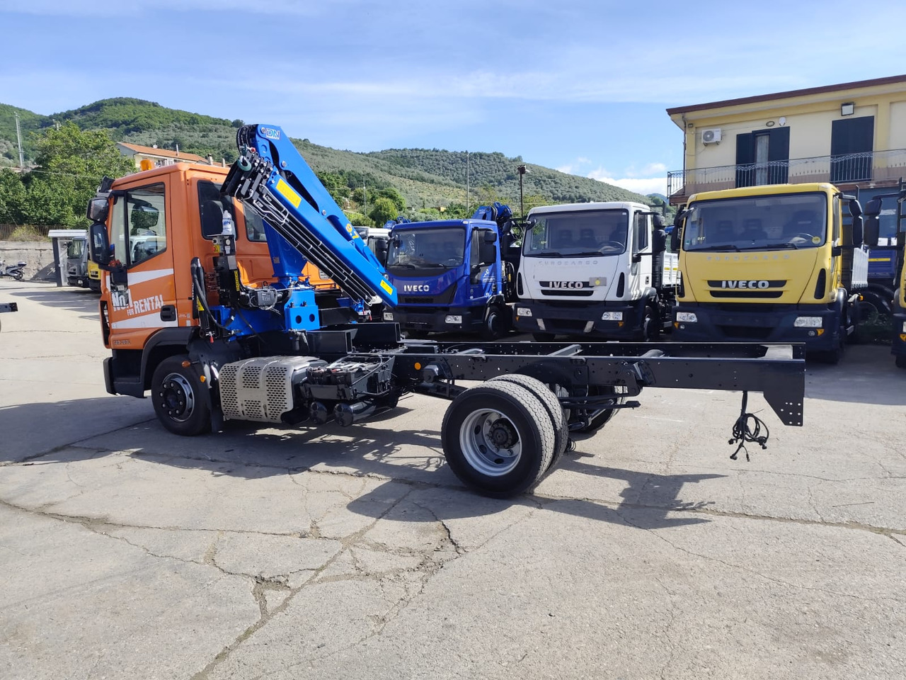 Crane truck IVECO EUROCARGO 120-90L: picture 16