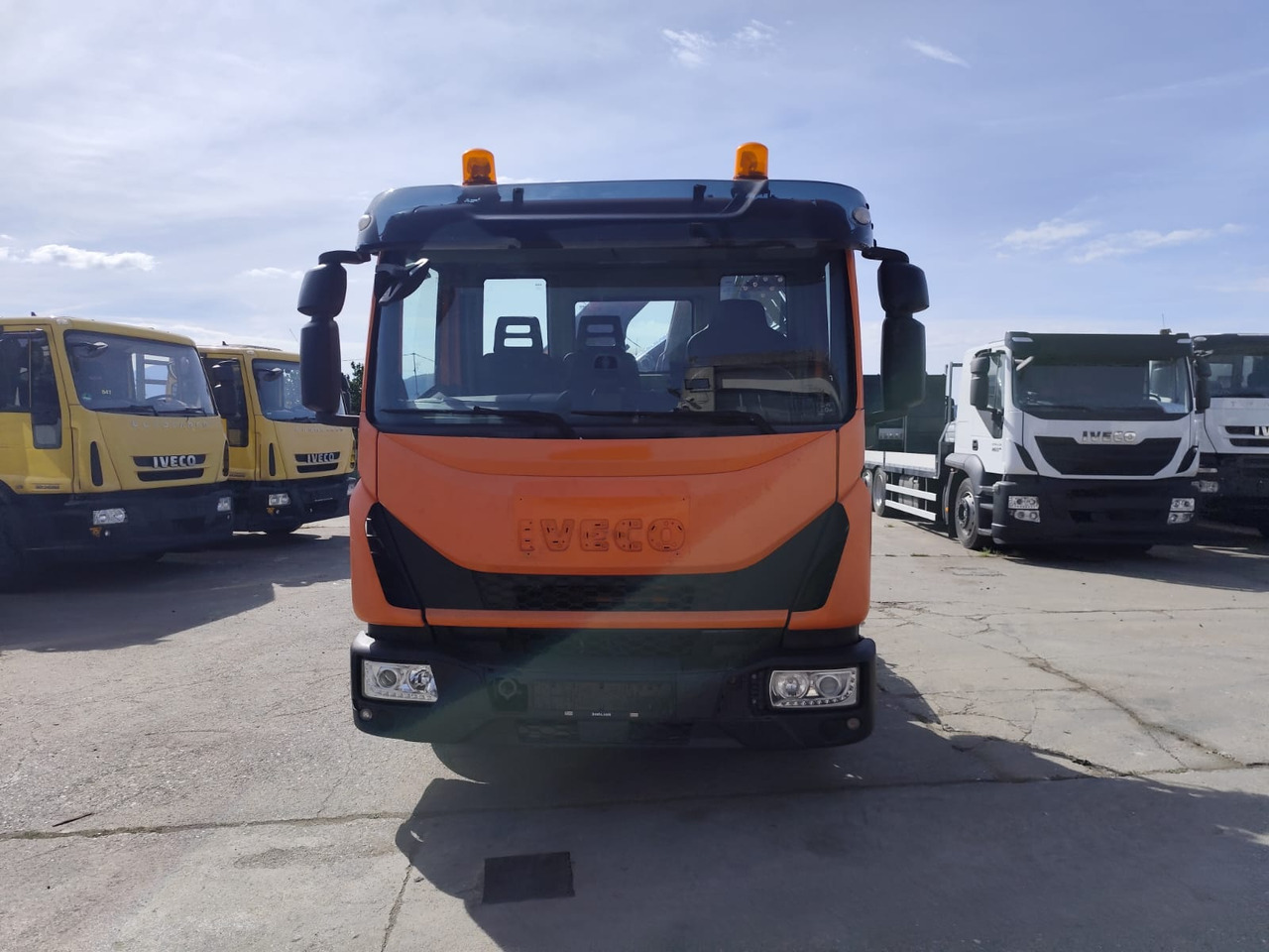 Crane truck IVECO EUROCARGO 120-90L: picture 32