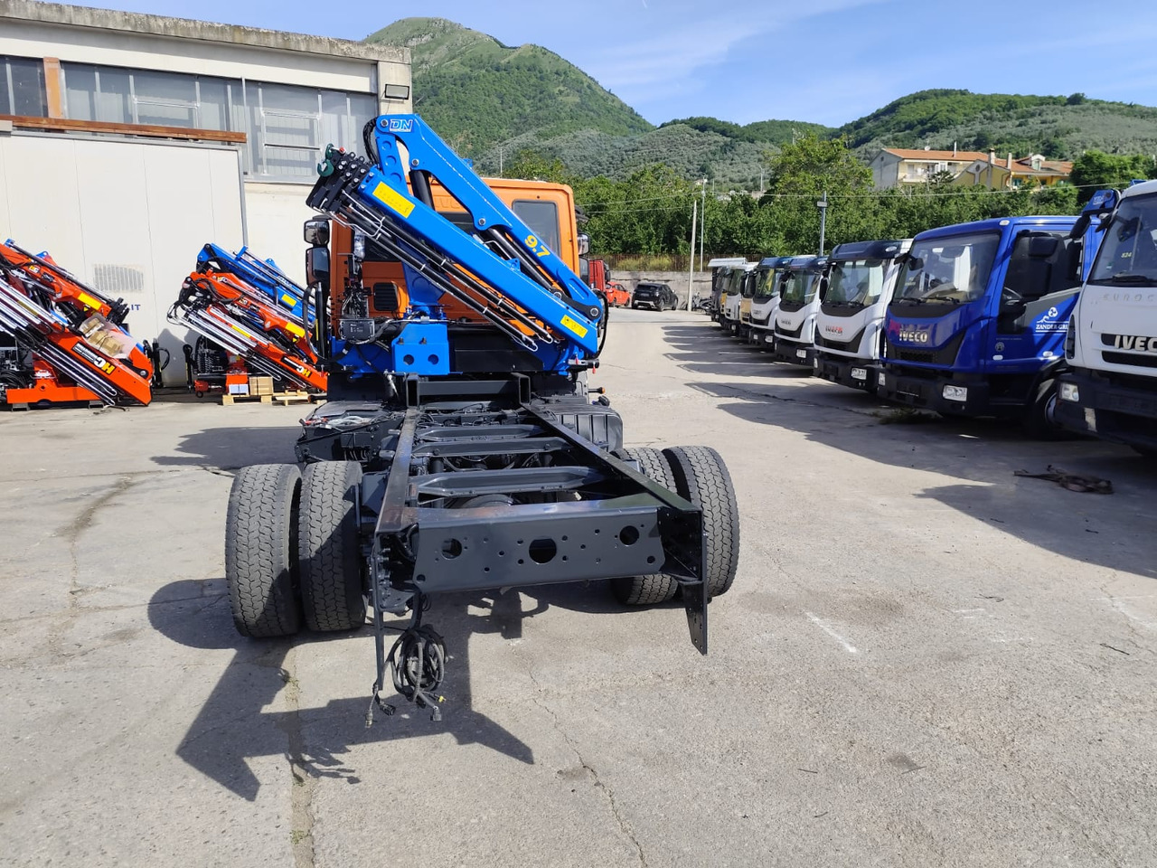 Crane truck IVECO EUROCARGO 120-90L: picture 21