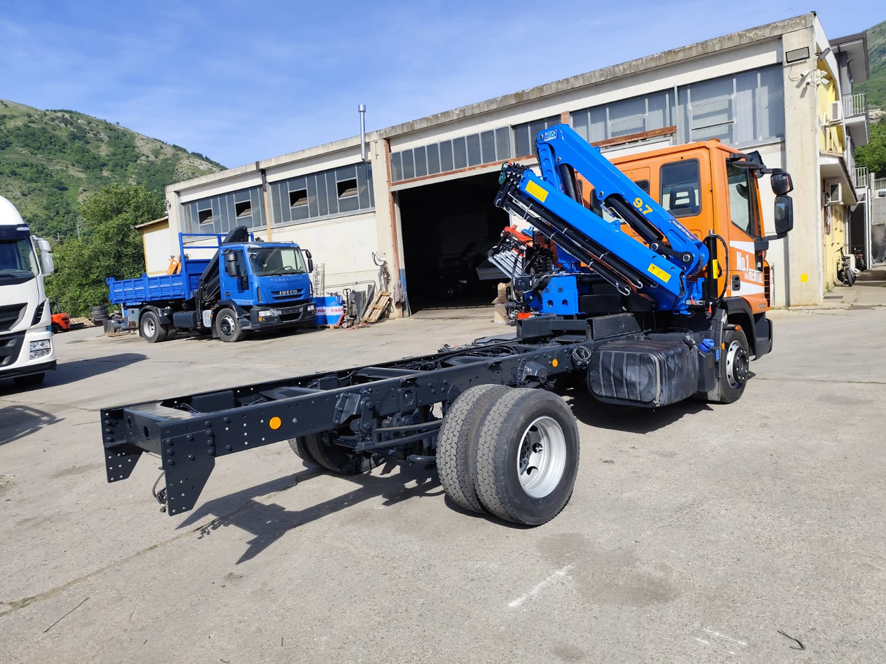 Crane truck IVECO EUROCARGO 120-90L: picture 24