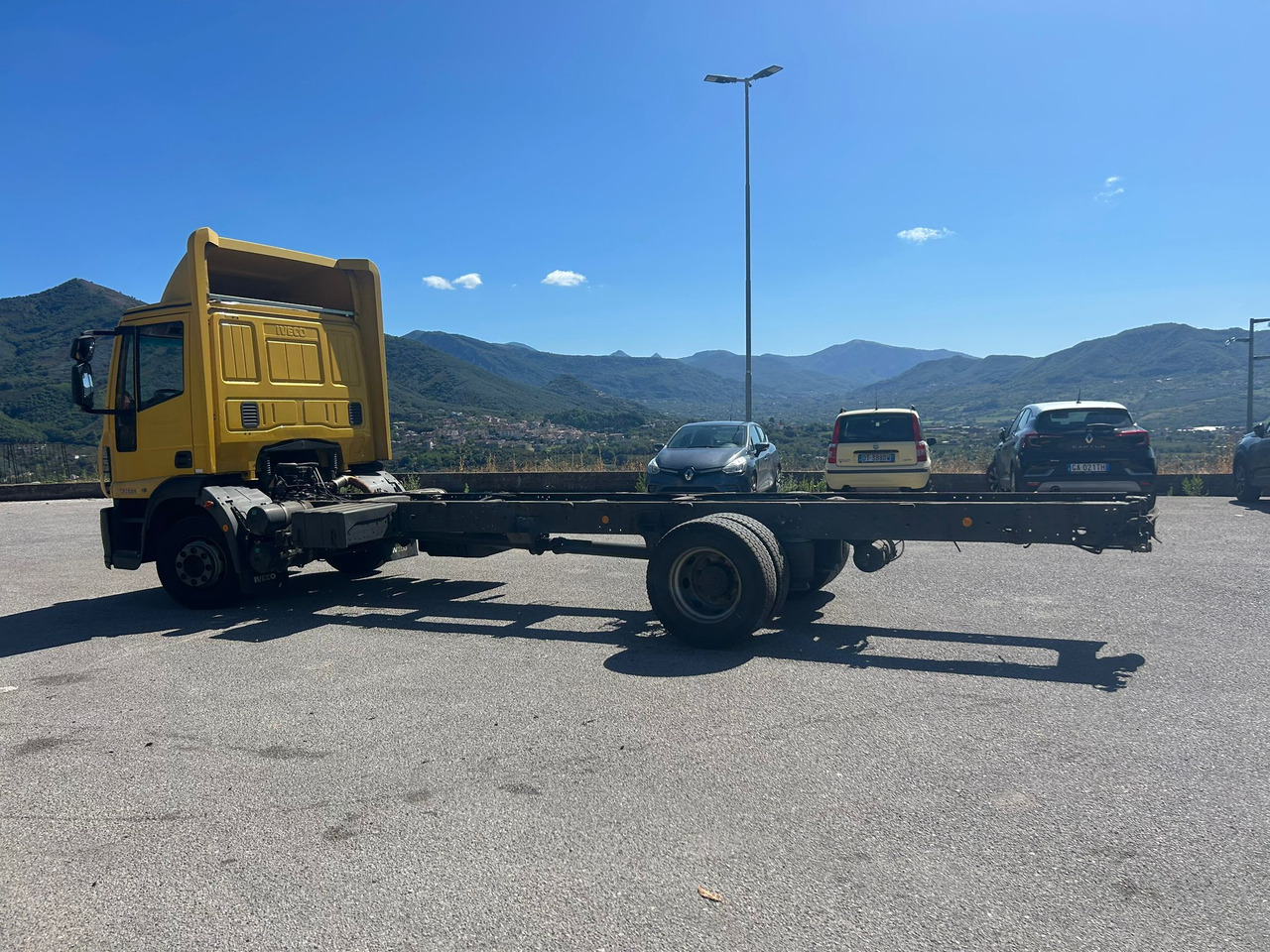 Cab chassis truck IVECO EUROCARGO 120E28P: picture 21 Cab chassis truck IVECO EUROCARGO 120E28P: picture 21