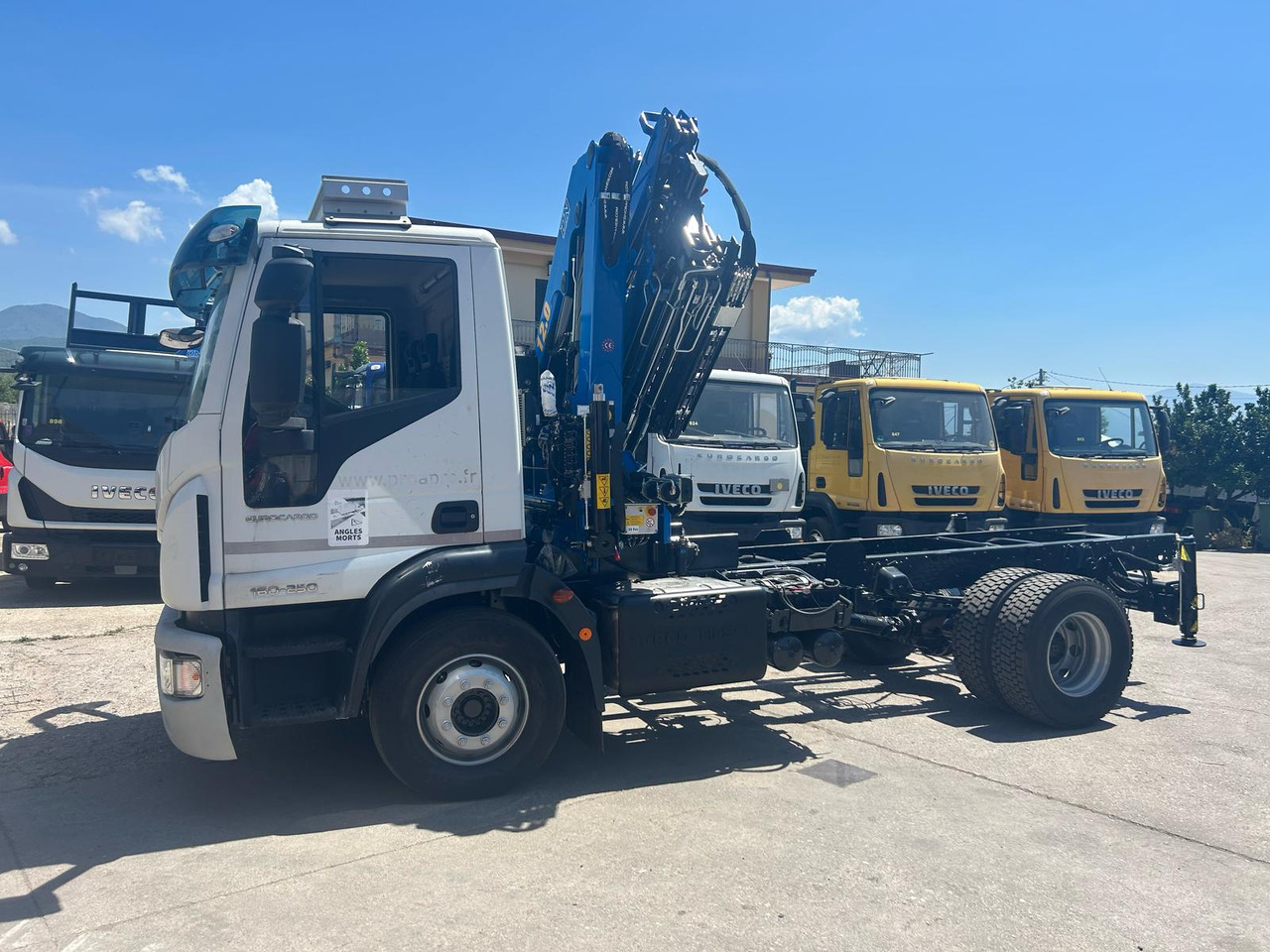 IVECO EUROCARGO 160-250 - Crane truck: picture 5 IVECO EUROCARGO 160-250 - Crane truck: picture 5