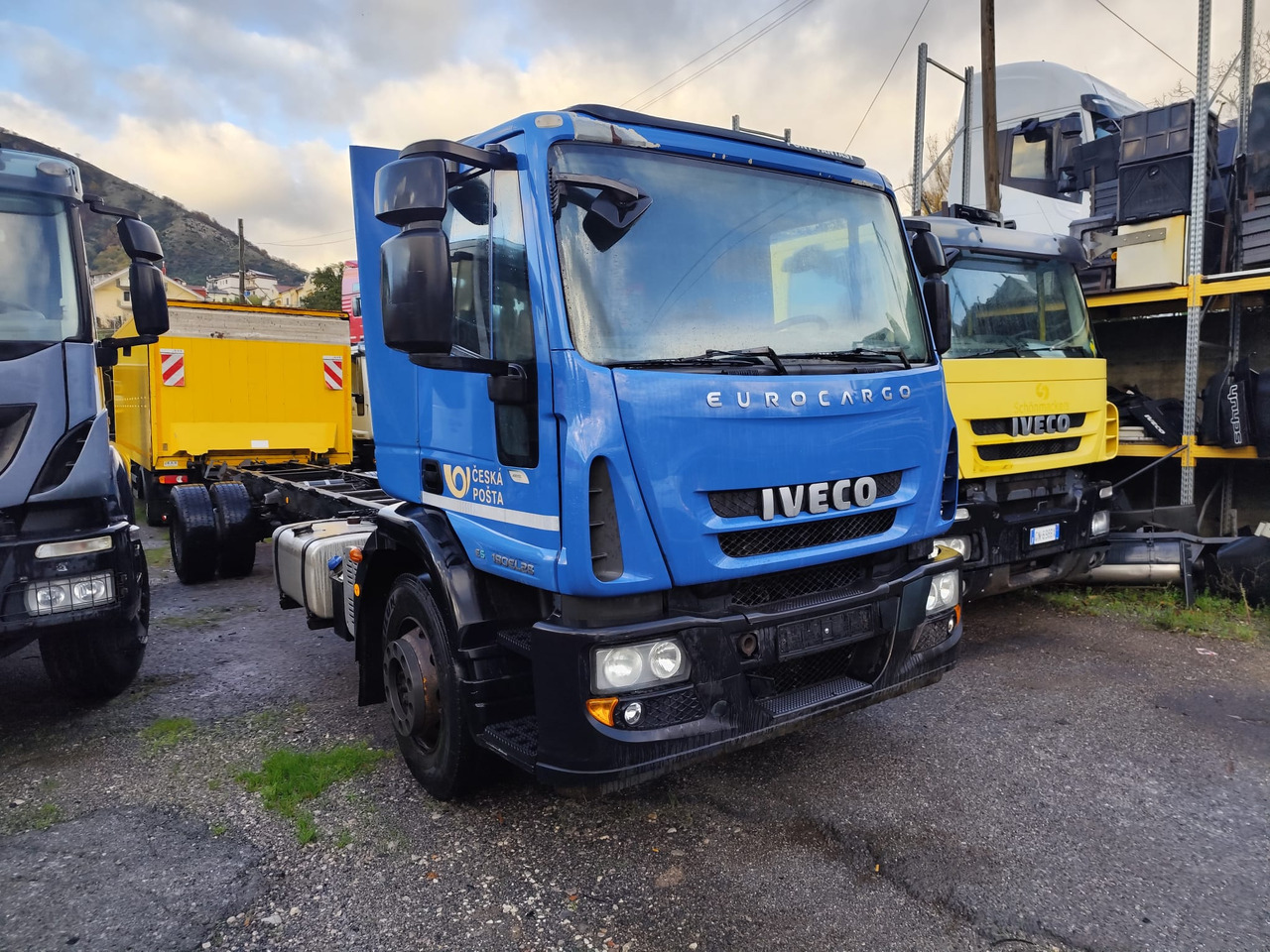 IVECO EUROCARGO 190EL28 - Cab chassis truck: picture 1 IVECO EUROCARGO 190EL28 - Cab chassis truck: picture 1