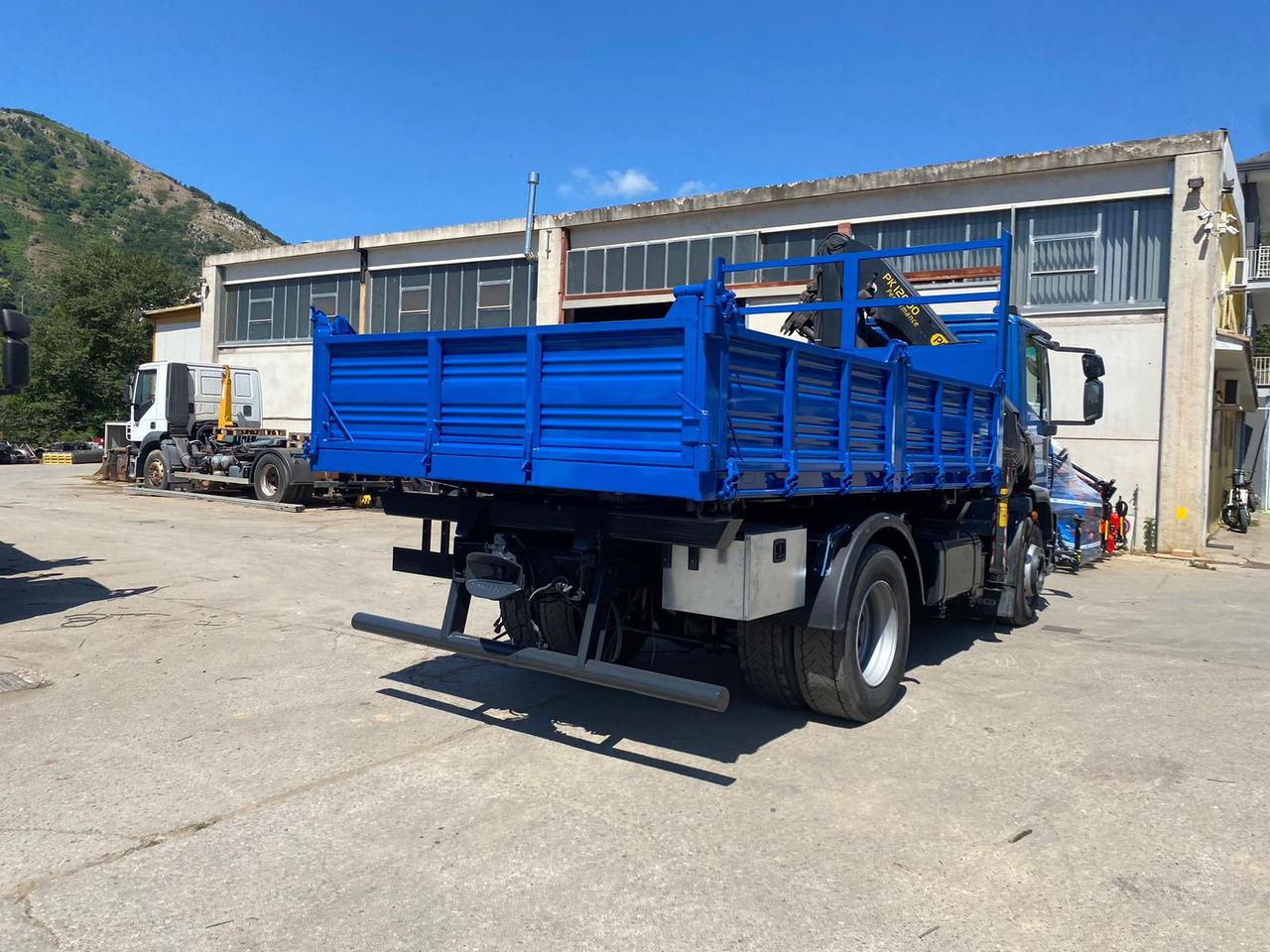 Crane truck IVECO EUROCARGO 190EL28: picture 37