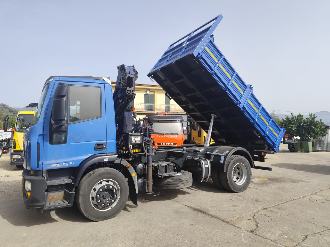 IVECO EUROCARGO 190EL28 - Crane truck, Tipper: picture 4 IVECO EUROCARGO 190EL28 - Crane truck, Tipper: picture 4
